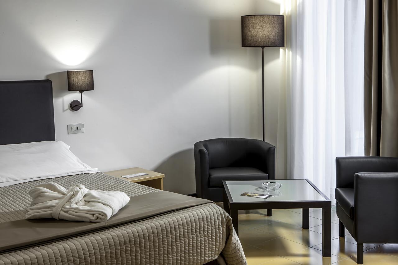 Terme Di Acquasanta Hotel Italia & Spa アックアサンタ・テルメ エクステリア 写真